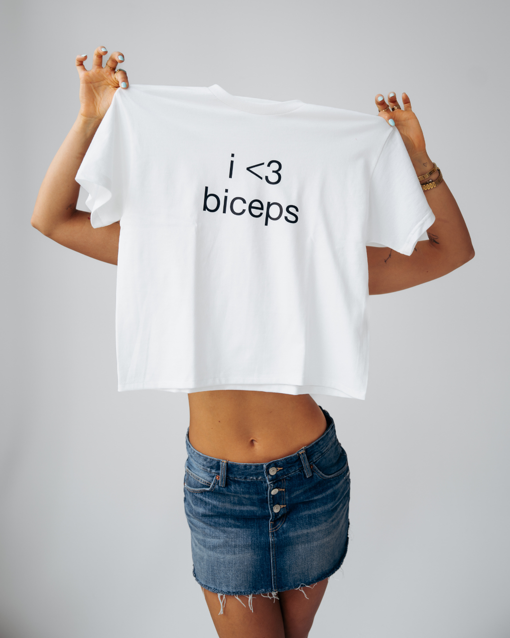 "i <3 biceps" white tee
